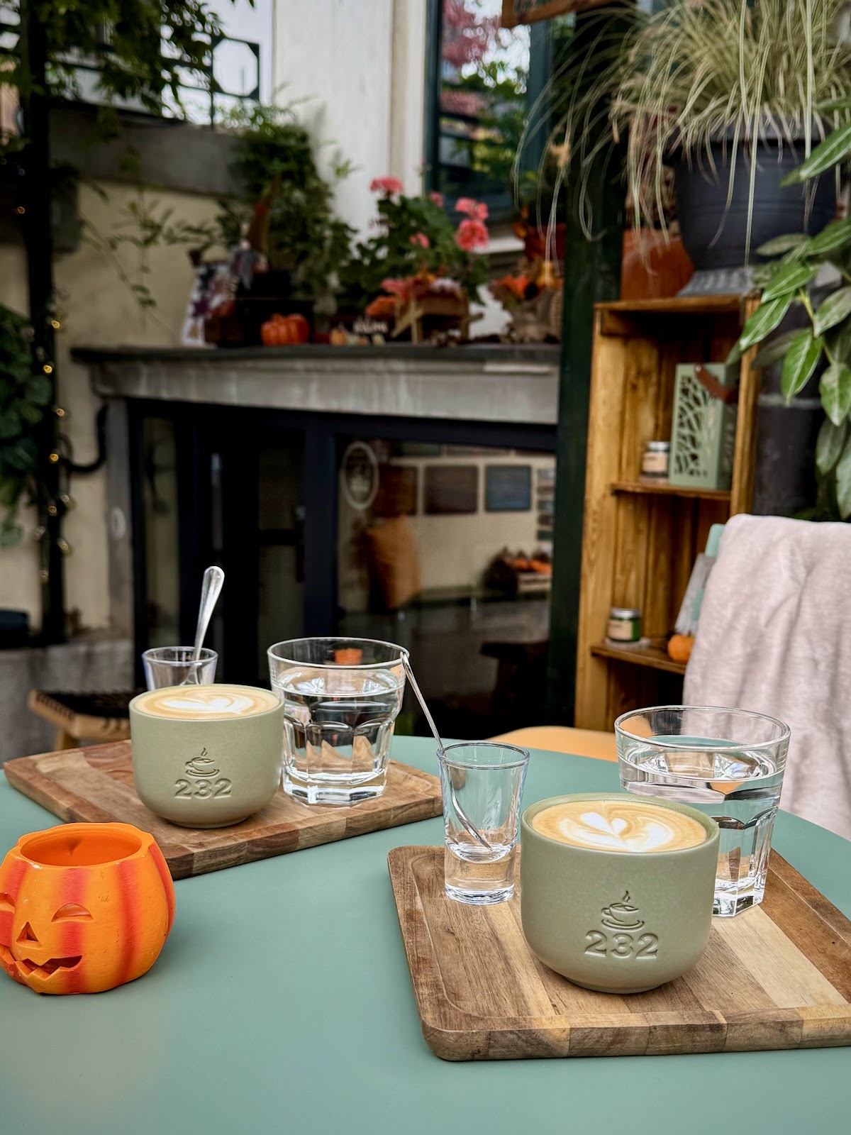 232 Specialty COFFEE SHOP photo 10