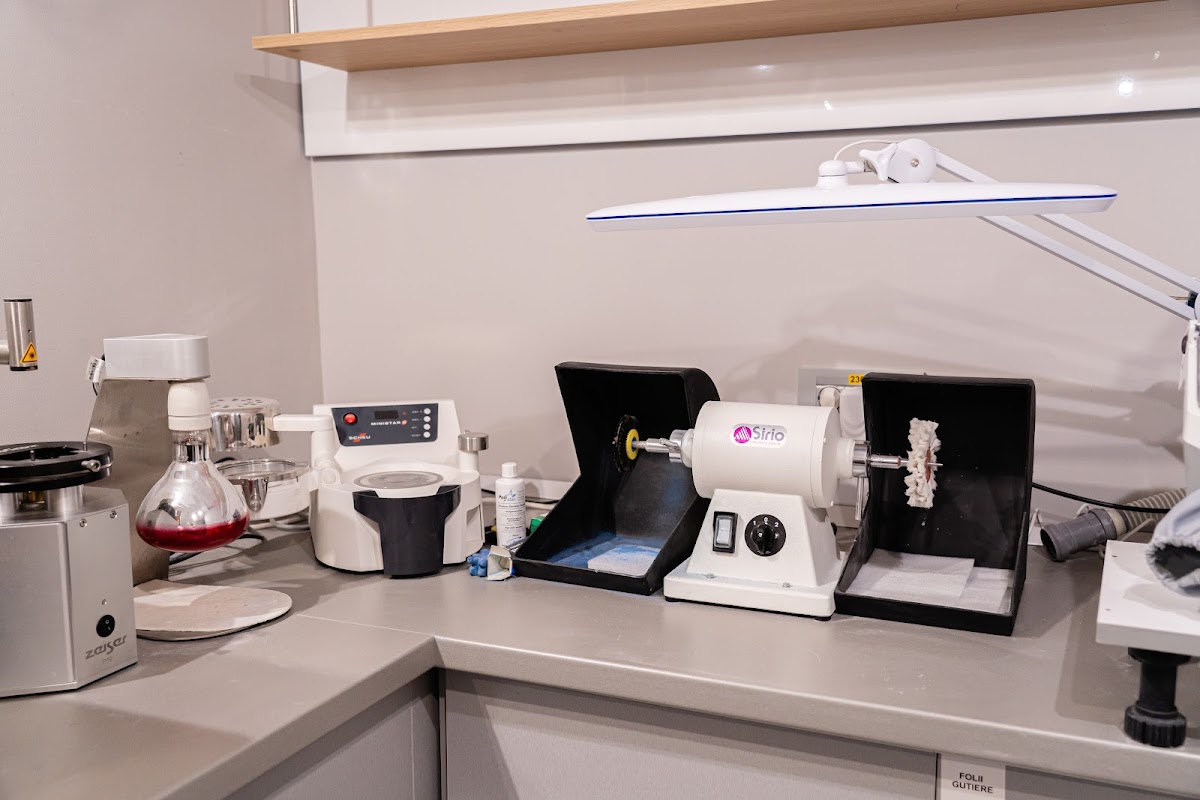 CLINICA 32 Digital Implant Center photo 5